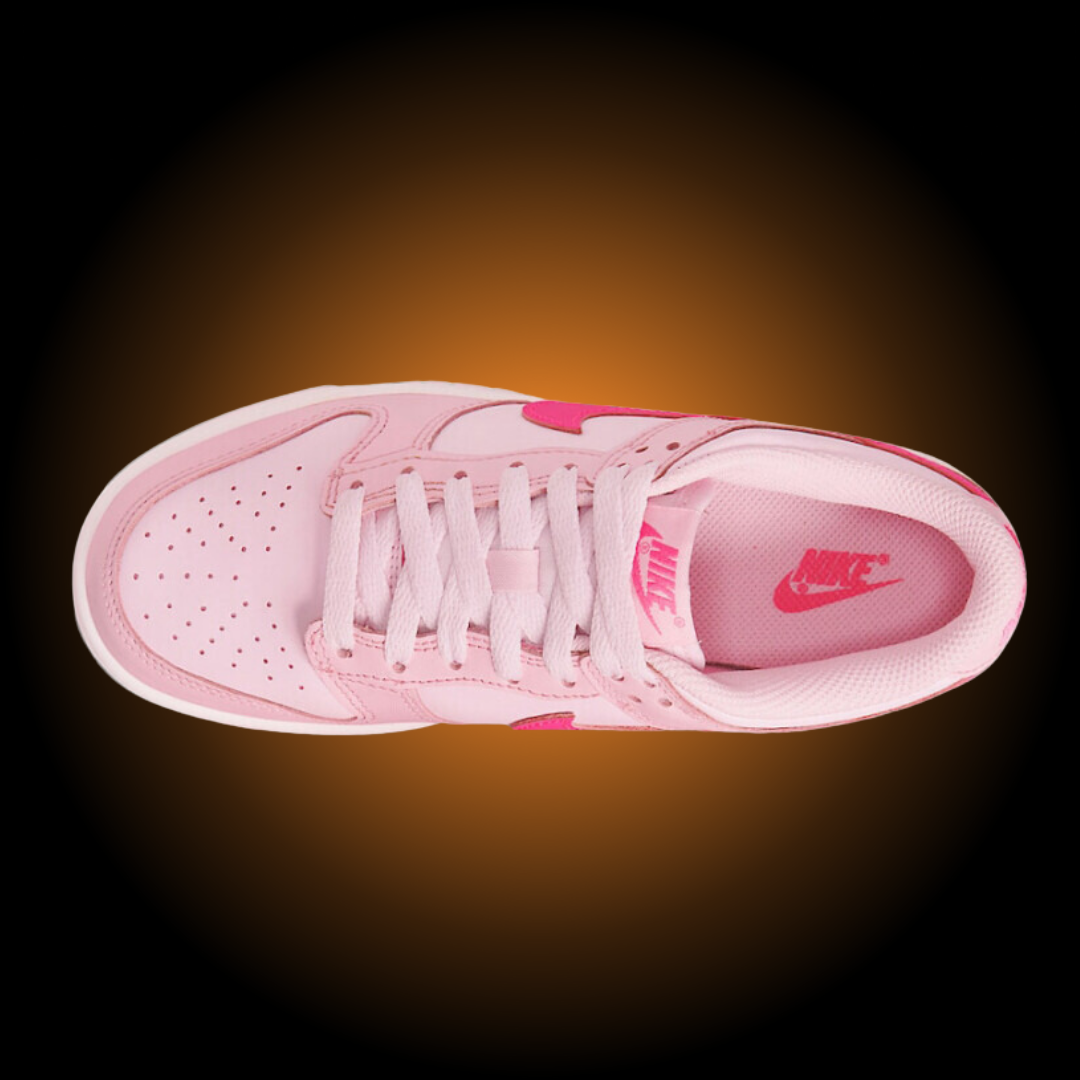 NIKE DUNK LOW TRIPLE PINK (BARBIE) | ROSA (US)