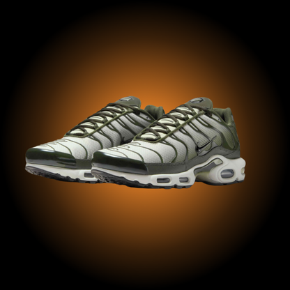 NIKE AIR MAX PLUS TN OLIVE DM0032-300