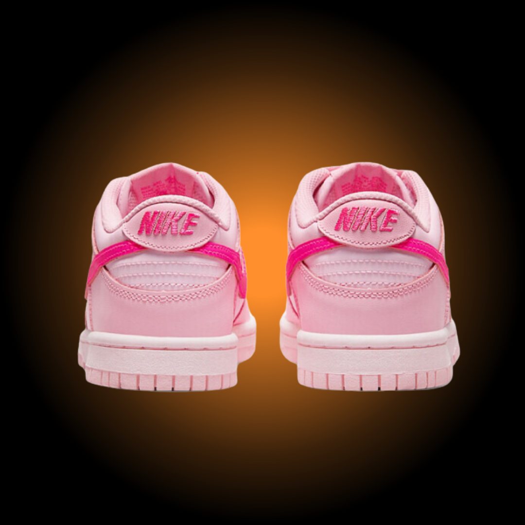 NIKE DUNK LOW TRIPLE PINK (BARBIE) | ROSA (US)