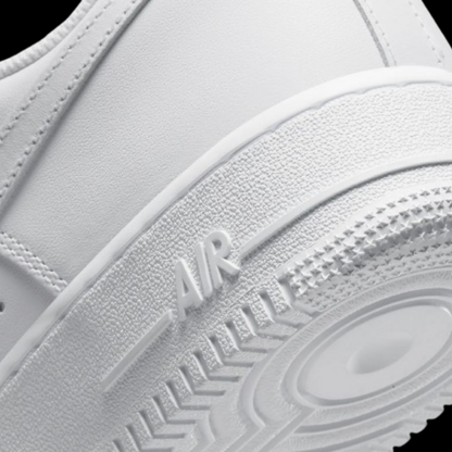 NIKE AIR FORCE 1 '07 LOW WHITE | BIANCHE